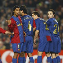 Ronaldinho’nun El Classico’dan önce tüm takımı kandırdığı muhteşem hikaye