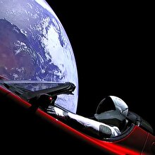 Elon Musk'ın uzaya gönderdiği otomobilde neler yer alıyor?
