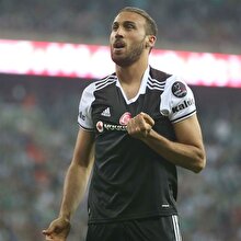 Cenk Tosun'dan derbi paylaşımı!