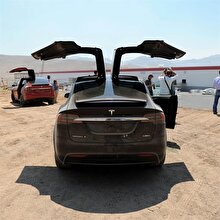 Tesla, Çin'de inşa edeceği elektrikli otomobil üretim tesisi için görüşmelerini sürdürüyor