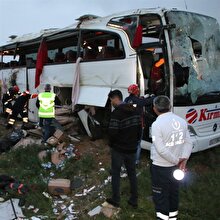 Aksaray'da yolcu otobüsü şarampole devrildi: 4 ölü, 27 yaralı