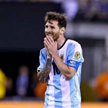 Messi'yi daha önce hiç böyle görmediniz! Arjantinli yerin dibine girdi