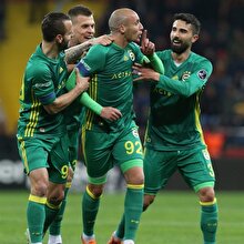 Fenerbahçe'nin golünde Aziz Yıldırım'ın tepkisi sosyal medyayı salladı!