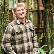 Pete Nelson ve ekibinin yaptığı bu ağaç evler görenleri büyülüyor