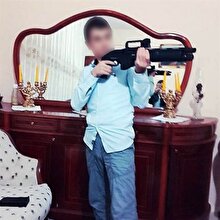 Pompalı tüfekle poz verirken arkadaşını öldürdü!