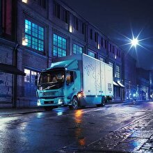 Volvo, ilk elektrikli tırını tanıttı