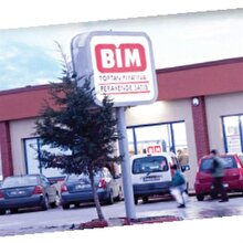 Sosyolojik bir fenomen olarak modern halk bakkalı: Bim*