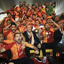 Galatasaray şampiyonluk kupasını aldı