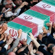 İran, "Şehitler ölmez vatan bölünmez" sloganıyla inledi