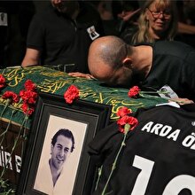 Gözyaşları sel oldu! Oyuncu Arda Öziri'ye veda