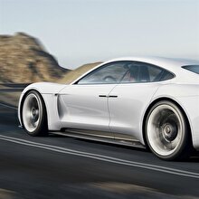 Porsche, lüks elektriklisine Türkçe bir isim verdi: Taycan