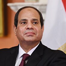 Sisi, koltuğunu sağlamlaştırıyor