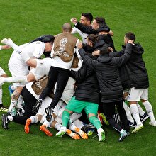 Uruguay son dakikada güldü