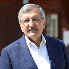 "Yaptıklarımız insanların mutluluğuna katkı veriyorsa bu bize yeter."