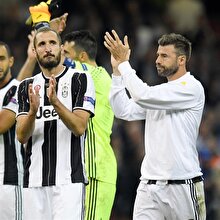 Juventus , Barzagli ve Chiellini ile nikah tazeledi
