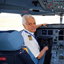 THY'nin 45 yıllık pilotu Kemal İnce son uçuşunu gerçekleştirdi