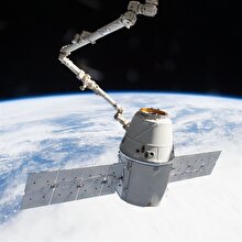 SpaceX'in kapsülü Dragon, uzay istasyonuna ulaştı