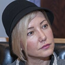 Oyuncu Berna Laçin'den Medine'yi hedef gösteren tweet!