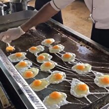 Tek elle yumurta kırma senfonisi