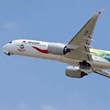 Yaptığını gizlemeye çalışan pilot az daha uçağı düşürüyordu