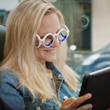 Citroen'den yol tutmasını önleyen gözlük