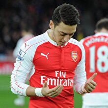 Irkçı saldırılara Vodafone da katıldı: Mesut Özilli reklam kampanyası iptal edildi!