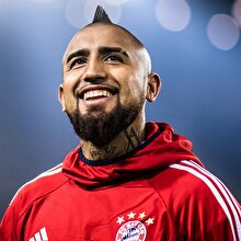 Arturo Vidal resmen Barcelona'da!