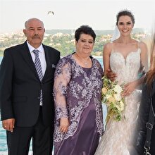Eşi şöhret hastalığına yakalanan Fahriye Evcen'e bir üzücü haber daha