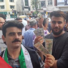 Suriyelilerden Türk Lirası'na destek geldi