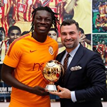 Bafetimbi Gomis'e "Altın Top" ödülü