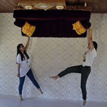 Tarihi kentte "ters konak" ilgi çekiyor