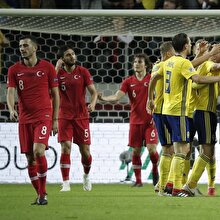 Cenk Tosun - Mehmet Topal anlaşmazlığı maça damga vurdu