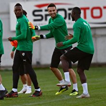 Süper Lig'in en genci Bursaspor, en yaşlısı Başakşehir