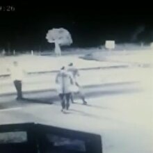 Alkollü kadın sürücü polise çarptı!