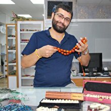 20 bin dolarlık tespih göz kamaştırıyor