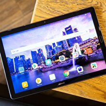 Huawei’nin yeni tableti çok kalabalık: Dört hoparlörlü MediaPad M5 Lite duyuruldu!