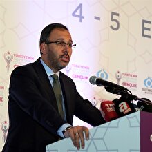 Bakan Kasapoğlu İnternet bağımlılığına karşı uyardı