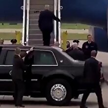 Trump'ın tuvalet kağıdı ile imtihanı kamerada