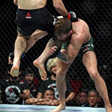 Khabib Nurmagomedov müsabaka sonrası açıklamalarda bulundu