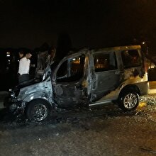 Ailesine kızan şahıs aracını ateşe verdi: Otomobil kullanılamaz hale geldi