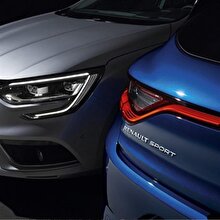 Renault, iki yeni modelini yerli üretim logosuyla çıkarıyor