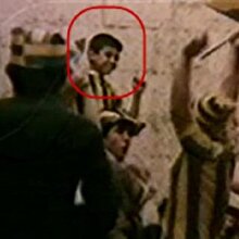 Çıplak Vatandaş filmindeki çocuk ünlü şarkıcı çıktı