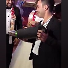 Düğünde damada egzoz taktılar!