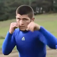 Habib Nurmagomedov tüm rakiplerini nasıl yere seriyor?