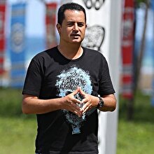 Son zamanların fenomen ismi Survivor'ın ilk yarışmacısı oldu