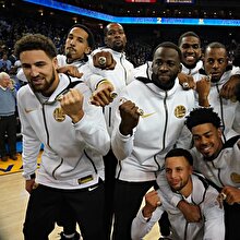 Warriors sezona galibiyetle başladı