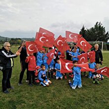 Şırnaklı minikler Avrupa'yı dize getirdi