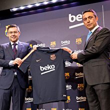 Barcelona'da Arda Turan protestosu