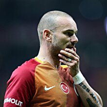 Sneijder tercihini yaptı: Terim mi, Mourinho mu?