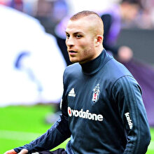 Gökhan Töre'den Beşiktaş'ı üzen haber